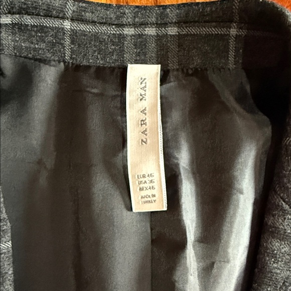 Zara Man Dark Gray Plain Blazer, sz 36 - Picture 2 of 9